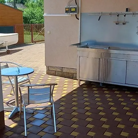 Appartamento Fonyodi Vizpart Apartman, Beachfront